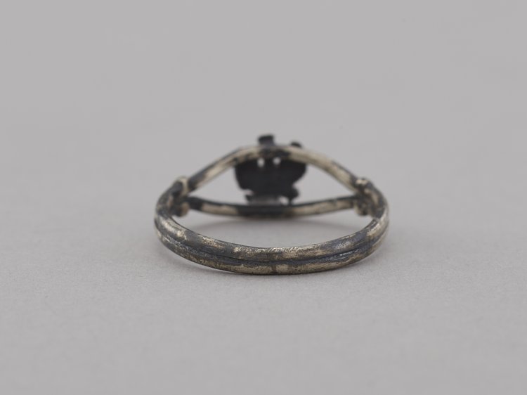 Pierścionek z Orzełkiem