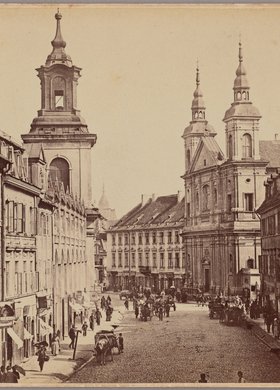 Ulica Freta, widok w kierunku kościoła oo. paulinów