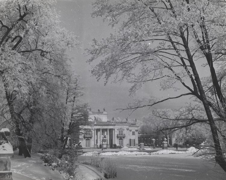 Pałac na Wyspie w Łazienkach Królewskich zimą