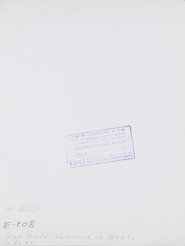 Widok kamienic na staromiejskiej skarpie