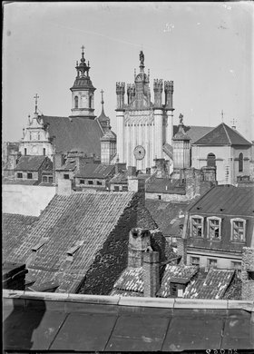 Panorama Starego Miasta ze szczytami katedry św. Jana Chrzciciela i kościoła Matki Bożej Łaskawej