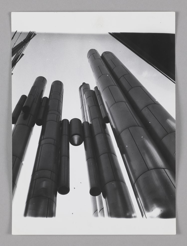 Metal structure – outdoor sculpture