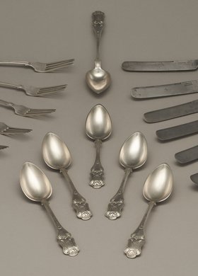 Zestaw sztućców obiadowych