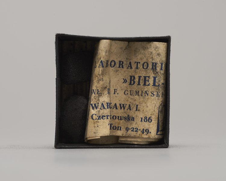 Pudełko firmowe Biel - Tennis z ulotką