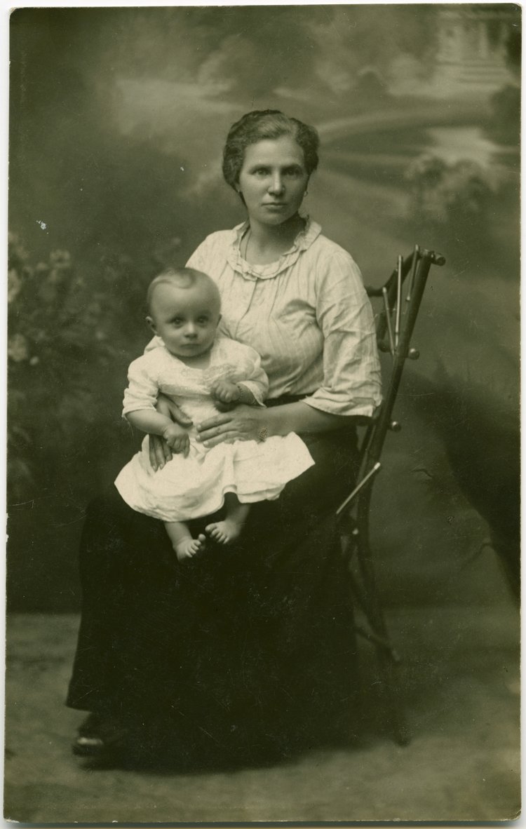 Portret kobiety z niemowlęciem z rodziny Reiffów i Kleinschmidtów