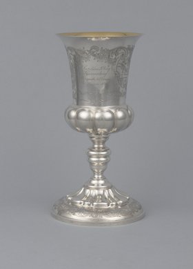 Puchar z dedykacją dla Róży i Leopolda Kronenbergów