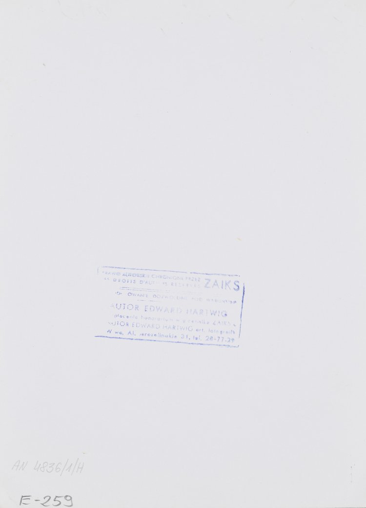 Pasaż Śródmiejski z widokiem na rotundę PKO i hotel Forum