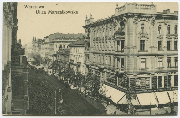 Ulica Marszałkowska na wysokości wylotu ulicy Moniuszki