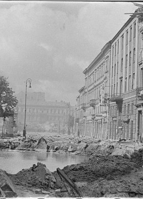 Wylot ulicy Kredytowej na plac Dąbrowskiego