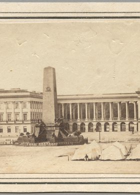 Namioty wojsk rosyjskich rozstawione na placu Saskim