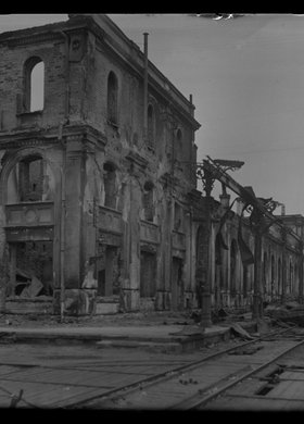 Dworzec Petersburski zniszczony przez Rosjan