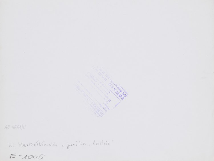 Corner of Próżna and Zielna Streets