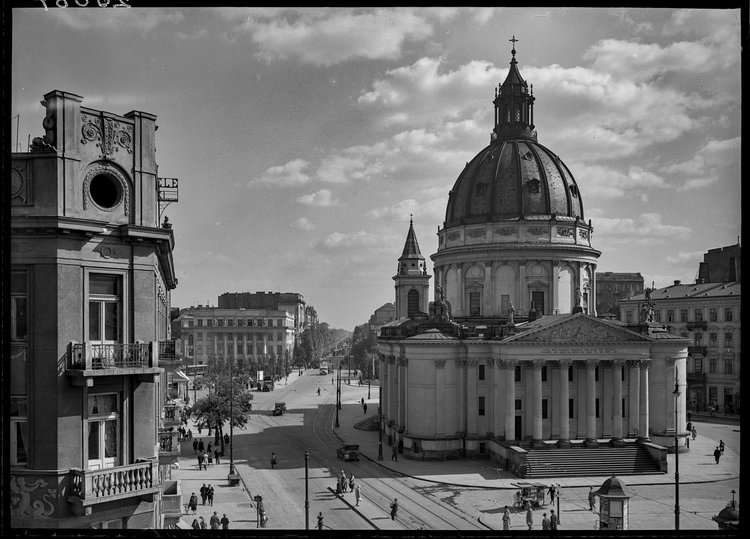 Kościół św. Aleksandra na placu Trzech Krzyży