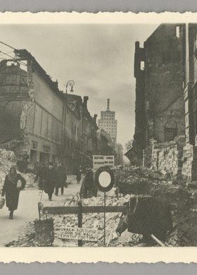 Zniszczenia zabudowy przy ulicy Świętokrzyskiej