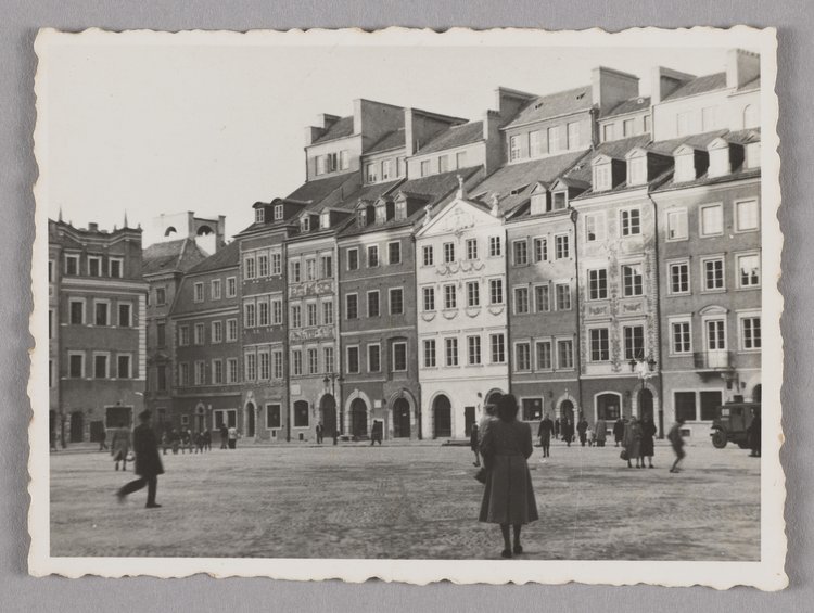 Kamienice po stronie Barssa na Rynku Starego Miasta