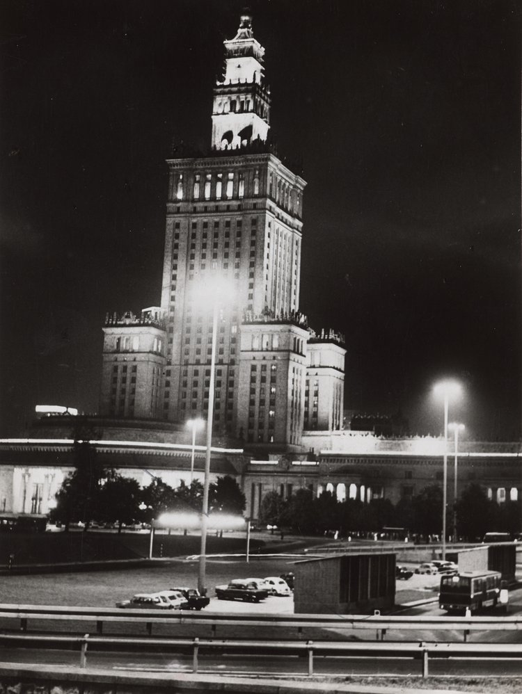 Pałac Kultury i Nauki nocą
