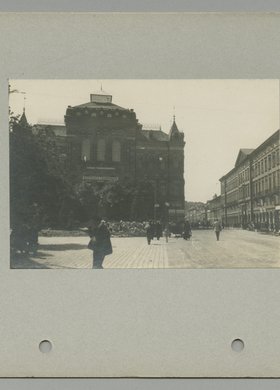 Pałac Staszica i persektywa ulicy Nowy Świat