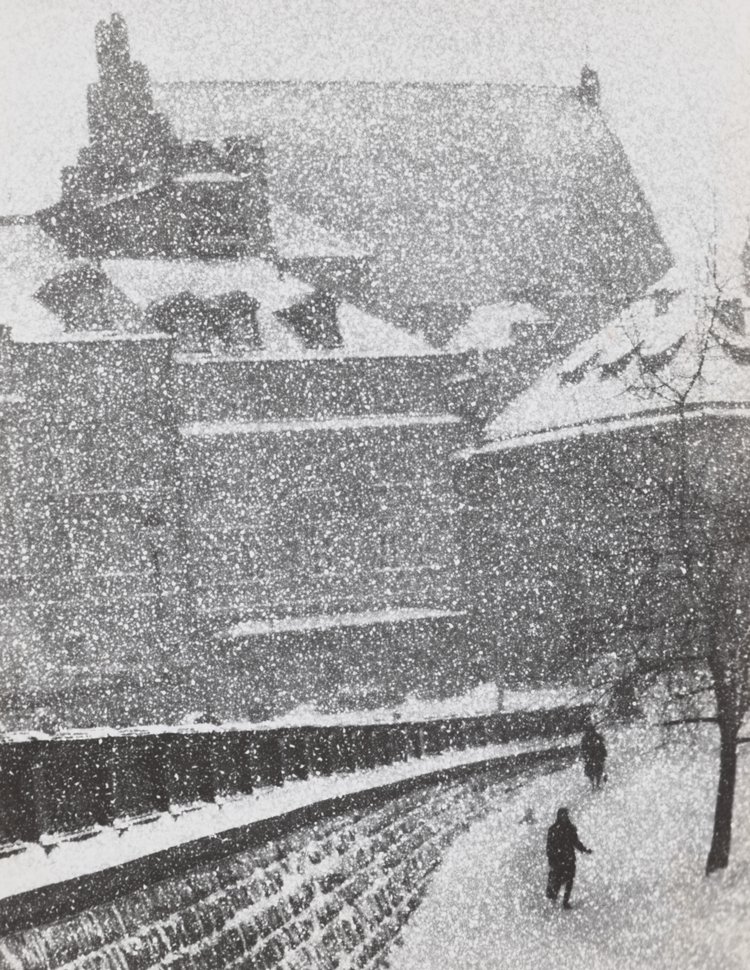 Widok Starego Miasta zimą