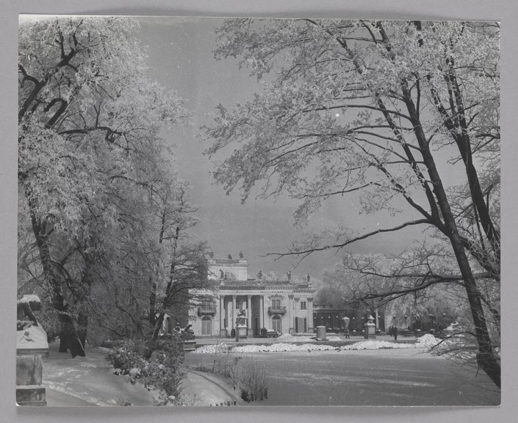 Pałac na Wyspie w Łazienkach Królewskich zimą