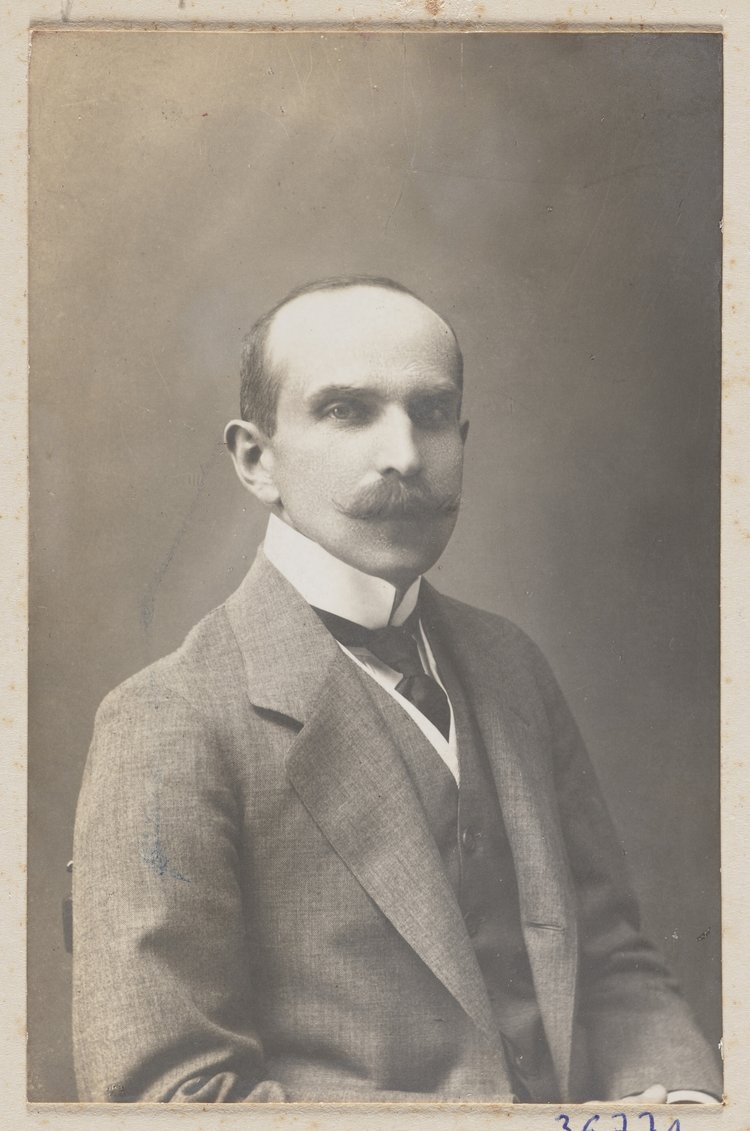 Album szkoły żeńskiej Leonii Rudzkiej