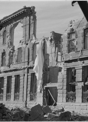 Ruiny gmachu Poczty Głównej