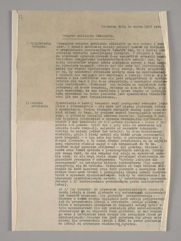 Dwie broszury konspiracyjne dotyczące szkolenia oddziałów