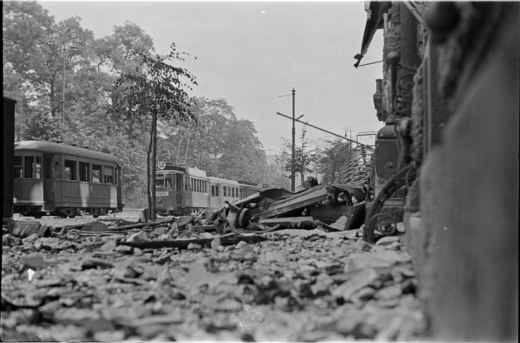 Unieruchomione tramwaje na ulicy Królewskiej