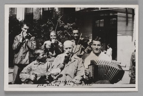 Fotografia Orkiestra pod batutą dra J. Korczaka