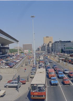 Panorama Alei Jerozolimskich przy Dworcu Centralnym