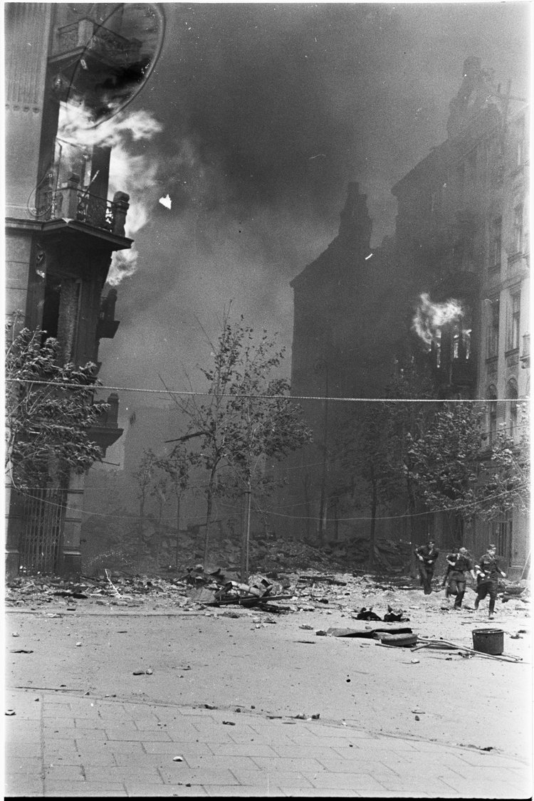 Pożary kamienic przy ulicy Jasnej