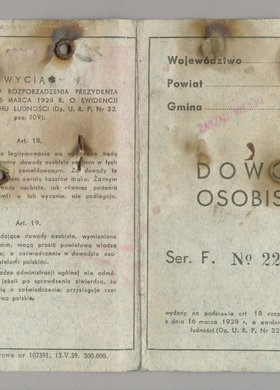 Niewypełniony dowód osobisty Antoniego Olszewskiego