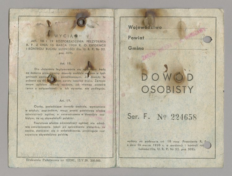 Niewypełniony dowód osobisty Antoniego Olszewskiego