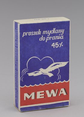 Opakowanie z proszkiem mydlanym do prania Mewa w kolorze granatowo-czerwonym