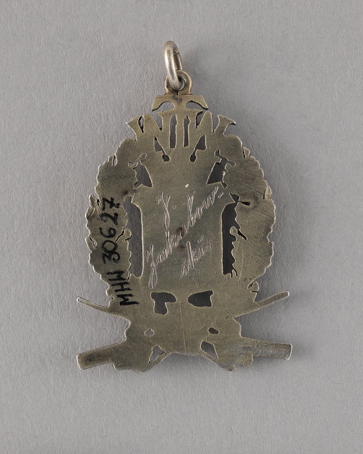 Odznaka nagrodowa Warszawskiego Towarzystwa Wioślarskiego Rekord