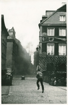 Stan wojenny. Starcia z milicją podczas manifestacji na Starym Mieście 3 maja 1982 roku