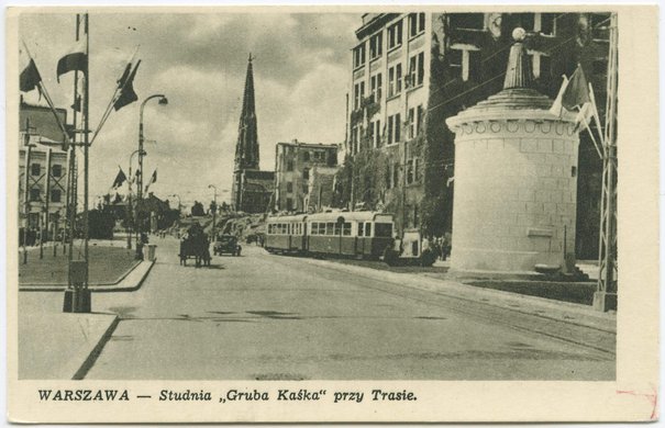Pocztówka -  Studnia Gruba Kaśka przy Trasie W-Z, ok. 1949