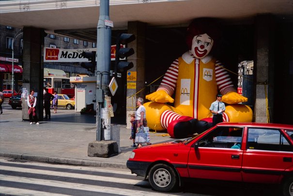 Edward Hartwig, Reklama restauracji McDonald's w "Smyku", 1992 lub 1993
