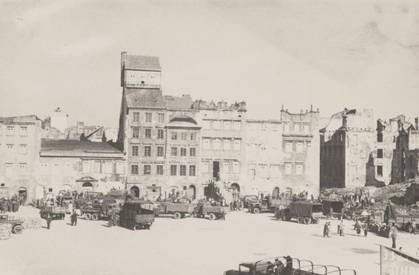 Jerzy Szymborski, Widok na stronę Dekerta Rynku Starego Miasta podczas odgruzowywania, wrzesień 1947