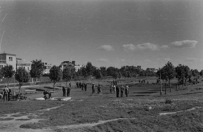Ogródek Jordanowski przy ulicy Odyńca Funkiewicz, Alfred między 1946 a 1948