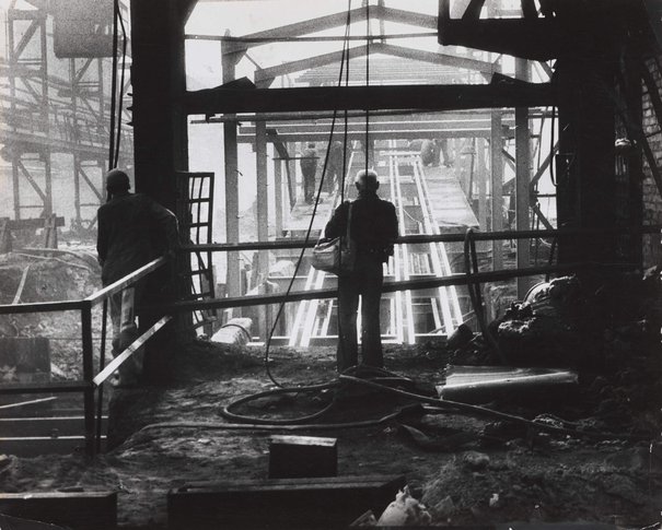 Edward Hartwig, On a construction site, 1960s