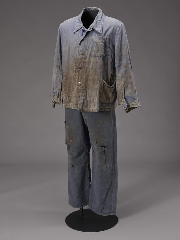 Kurtka i spodnie murarskie - ubiór robotnika z przedsiębiorstwa budowlanego Jana Kierzkowskiego, przed 1949