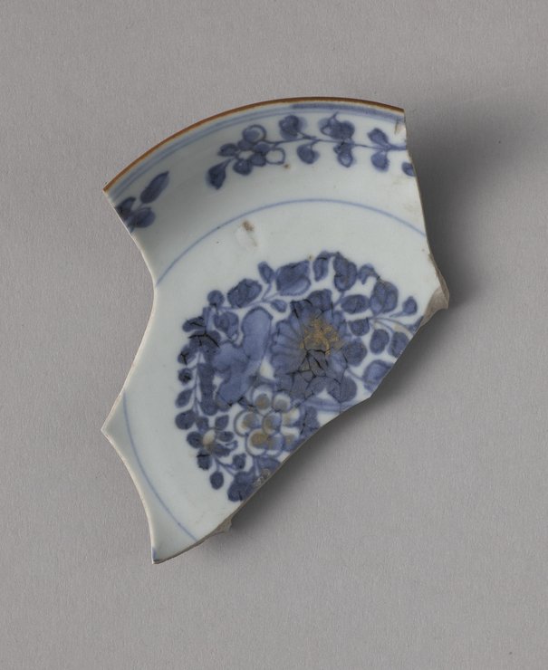 Spodek "minyao" w typie Batavia, fragment 1. poł. XVIII w.