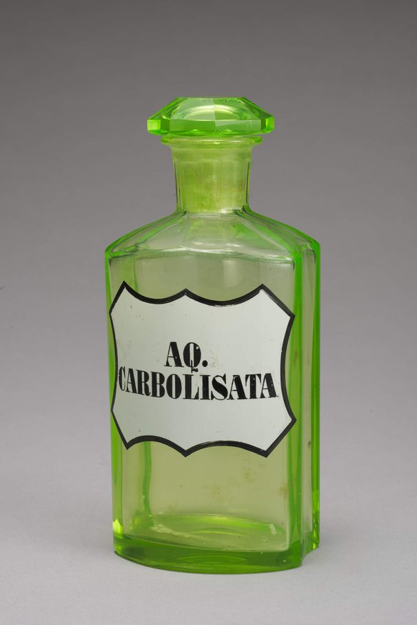 Butelka z sygnaturą apteczną AQ. CARBOLISATA, XIX w.