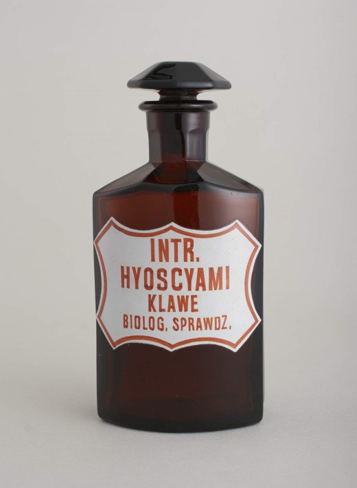 Butelka apteczna 'INTR. HYOSCYAMI KLAWE', 1. poł. XX w.